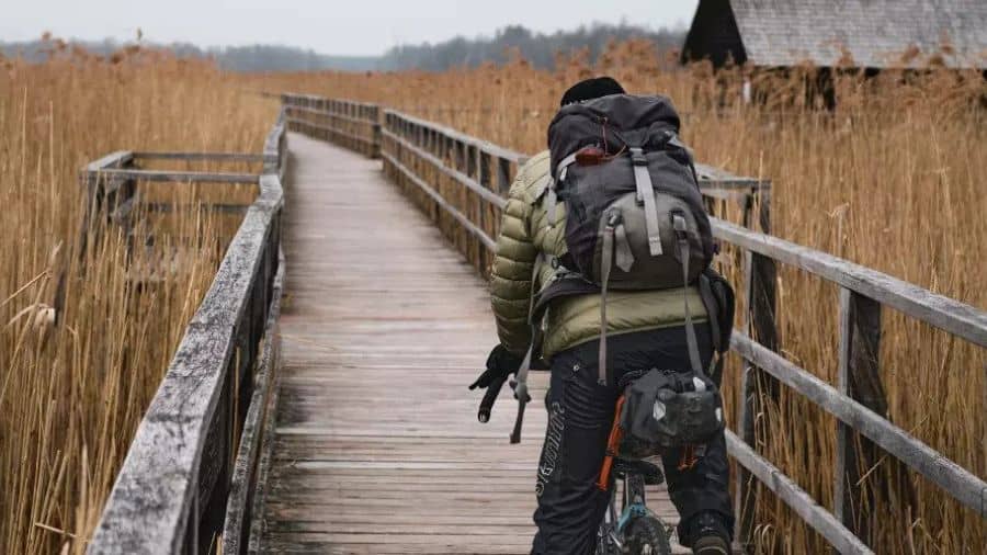 Sac à dos à vélo : 5 raisons pour éviter d'en prendre un - Neoca